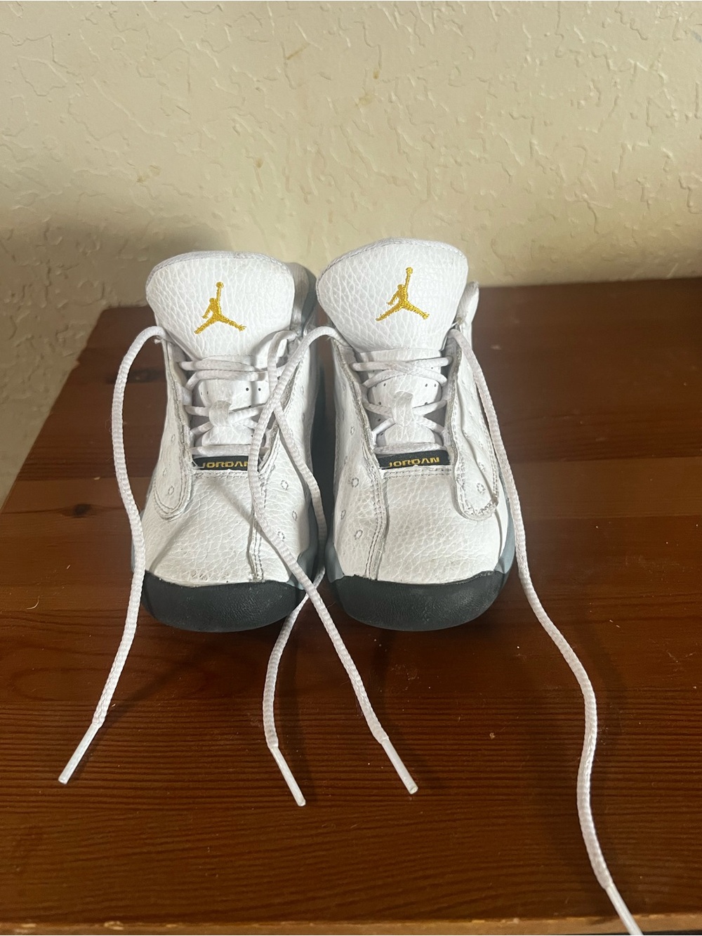 Air Jordan 13 Retro Blue Grey Toddler 9C White Yellow Ochre